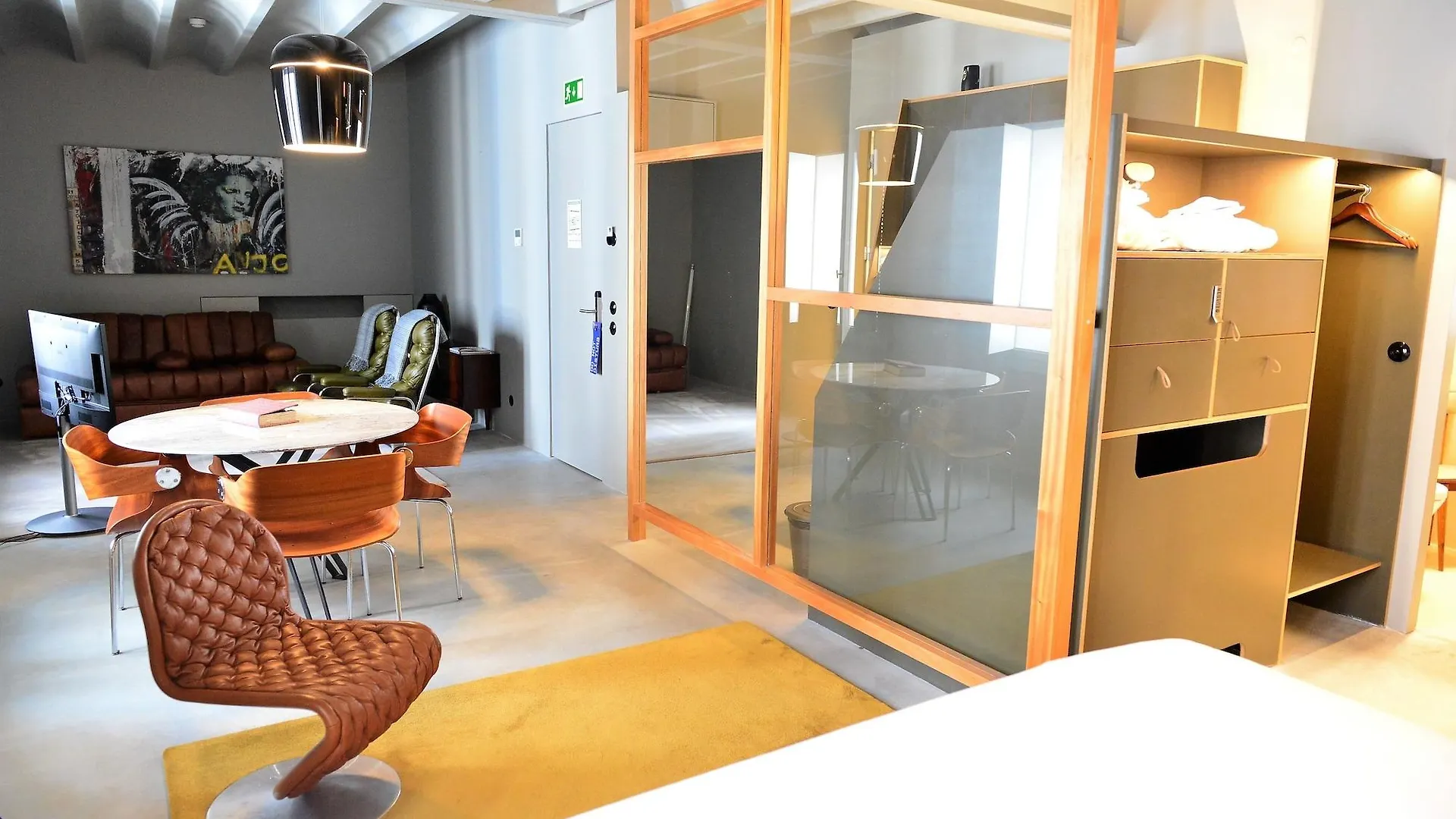 Raw Culture Arts & Lofts Bairro Alto Apartment Lisbon 0*,  Portugal