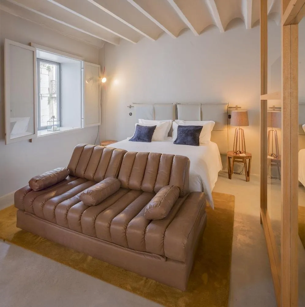Raw Culture Arts & Lofts Bairro Alto Apartment Lisbon 0*,
