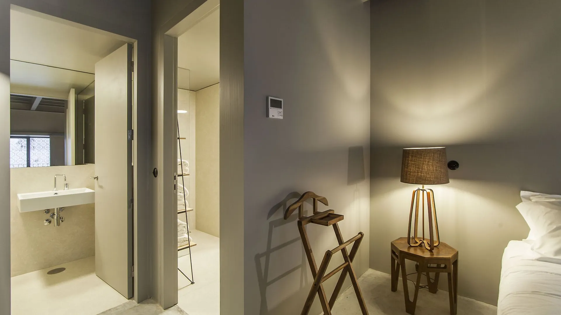 Raw Culture Arts & Lofts Bairro Alto Apartment Lisbon