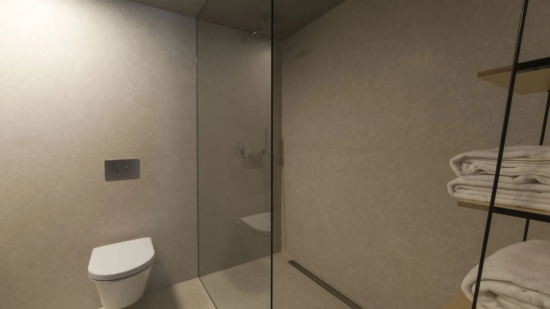 Raw Culture Arts & Lofts Bairro Alto Apartment Lisbon