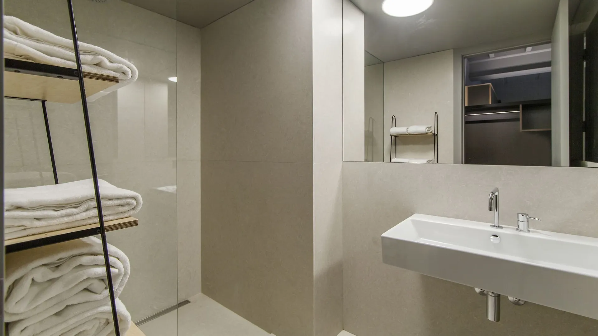 Raw Culture Arts & Lofts Bairro Alto Apartment Lisbon